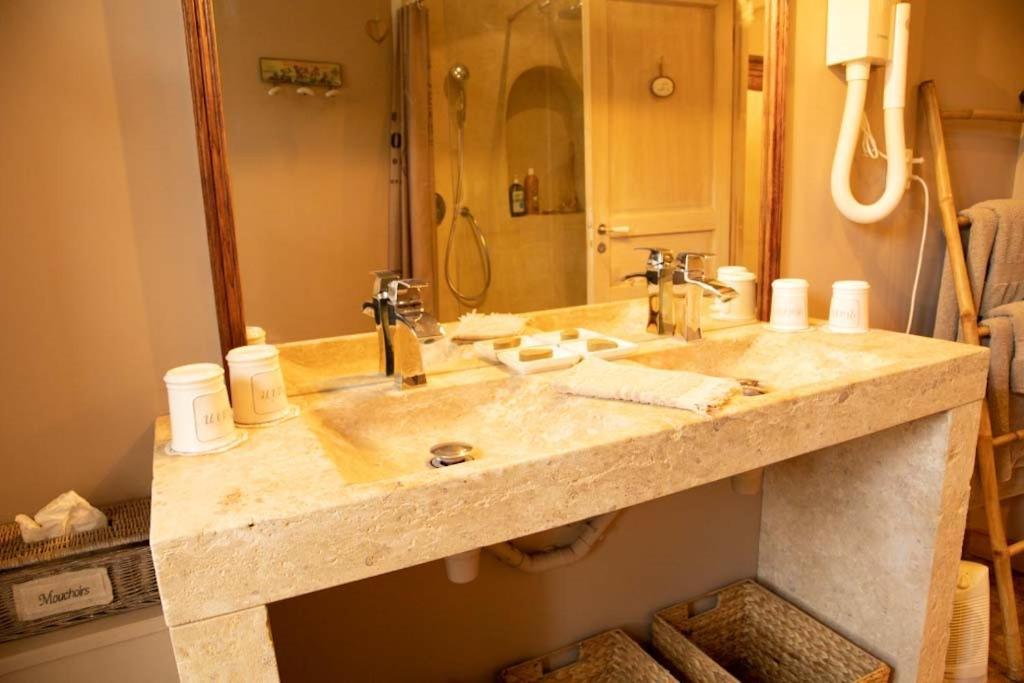 Le Logis Saint Victor Hotel Coufouleux Buitenkant foto
